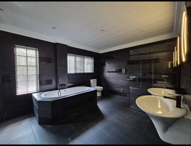 4 BEDROOM HOUSE FOR SALE IN VANDERBIJLPARK SW 5